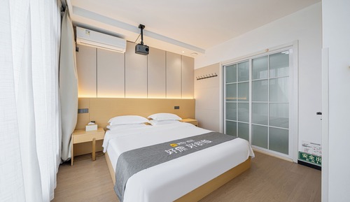 Classic Double Room