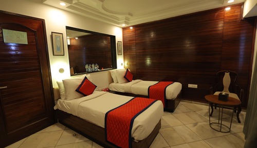 Standard Twin Room
