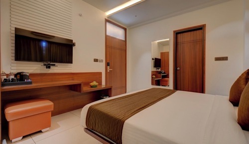 Deluxe Room with City View