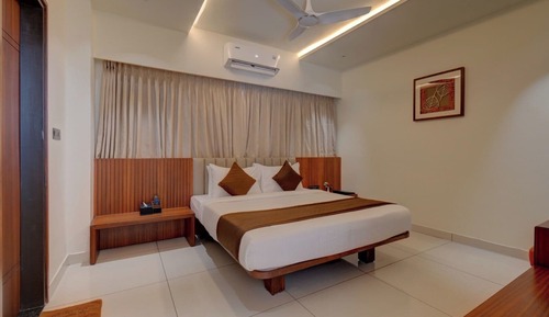 Superior Room with City View