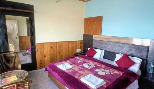 Deluxe Double Room, Patio, Mountain View