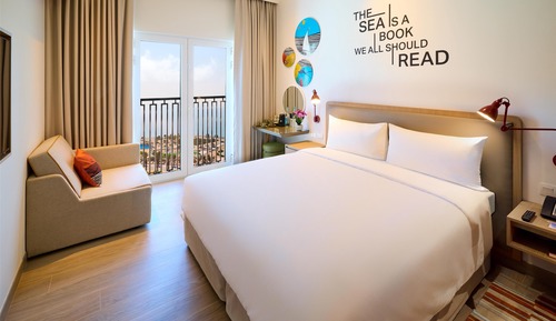 Room, Sea View (Rover)