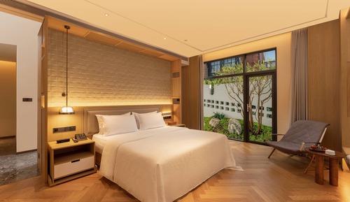 Superior Double Room, Courtyard View