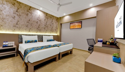 Superior Room, City View