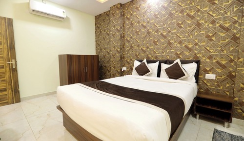 Deluxe Double Room, Balcony, City View