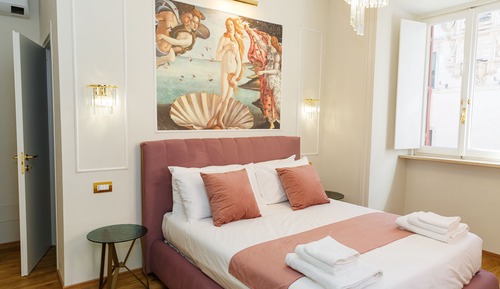 Deluxe Double Room, Ensuite, City View