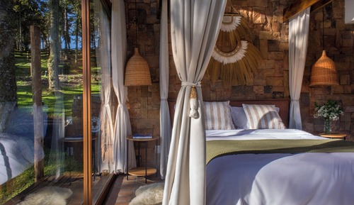 Superior Cabin, Garden View