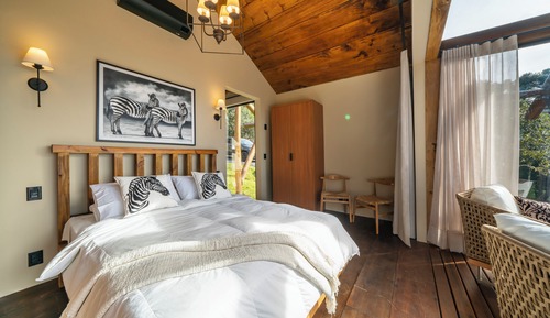 Deluxe Cabin, Mountain View