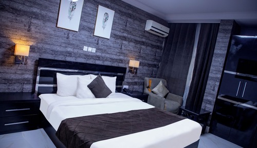 Single Room, City View