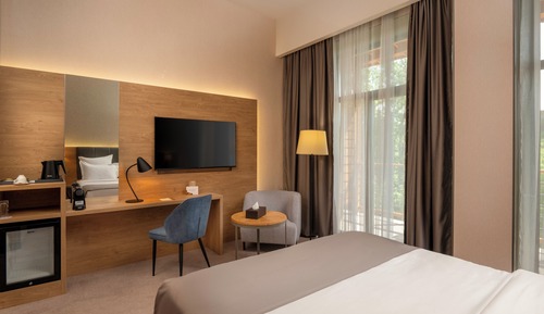 Standard Room, Balcony, Courtyard View