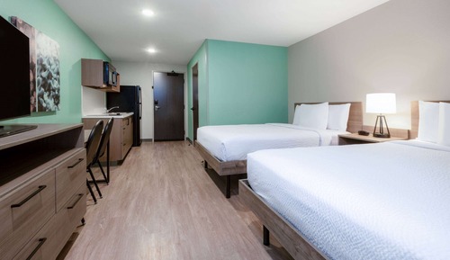 Suite, 2 Queen Beds, Non Smoking (Dishwasher)