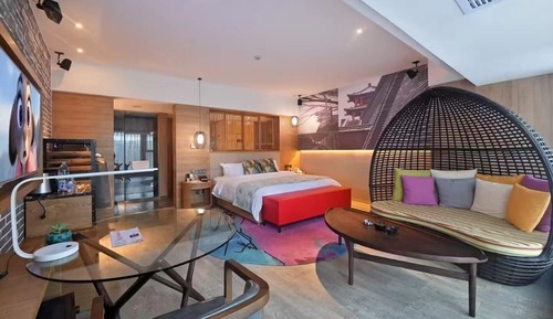 Panoramic Single Room