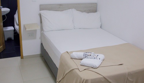 Classic Triple Room, City View