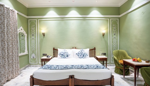 Premium Room