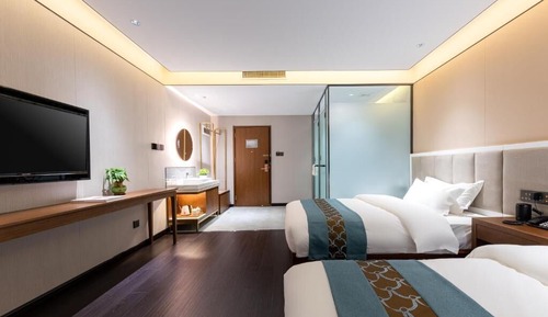 Comfort Twin Room, City View