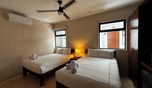 Basic Room, 2 Double Beds