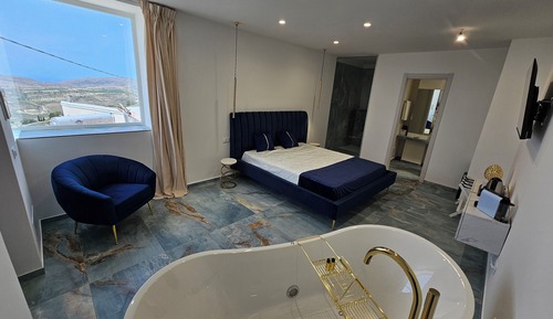 Romantic Room, Hot Tub