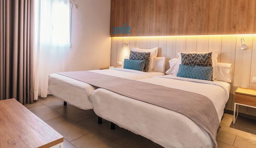 Suite, 2 Bedrooms (4 adults + 2 children)