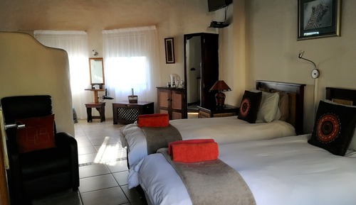 Deluxe Twin Room