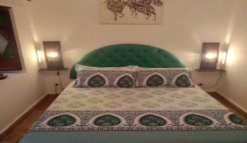 Room (Bab Remouz)