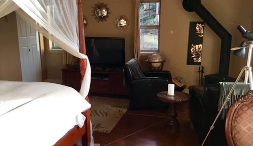 Suite, 1 King Bed, Patio, Ocean View African Queen