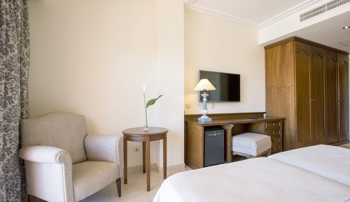 Triple Room (2 Adults + 1 Child)