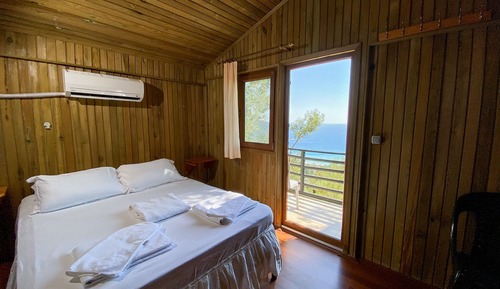 Bungalow, Sea View (For 2)