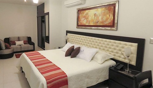 Suite one person