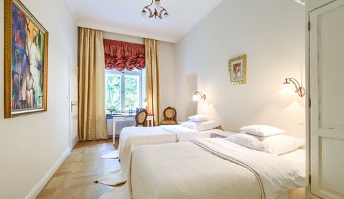 Classic Double or Twin Room, Garden View