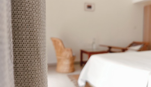 Deluxe Room, 1 King Bed, Patio, Garden View