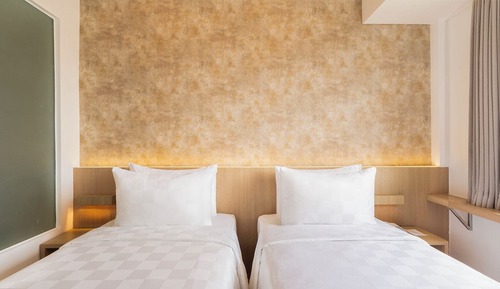 Express Twin Room