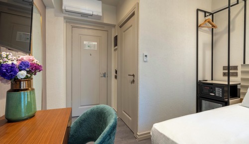 Standard Single Room