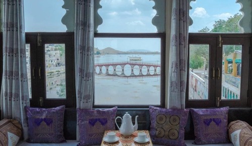 Premium Suite, Lake View