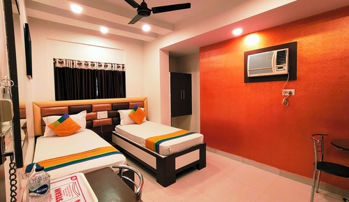 Standard Twin Room, City View