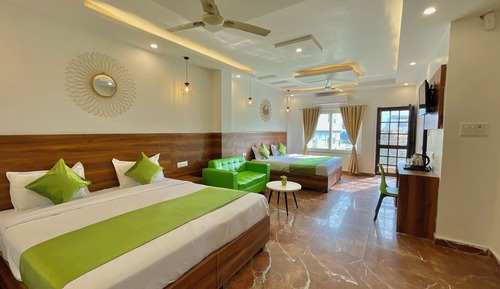 Deluxe Triple Room