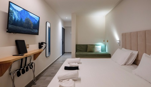 Superior Double Room, Balcony, City View