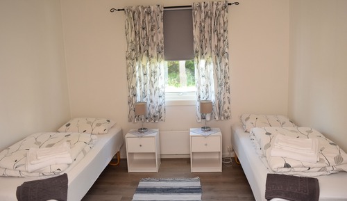 Double Room (5)