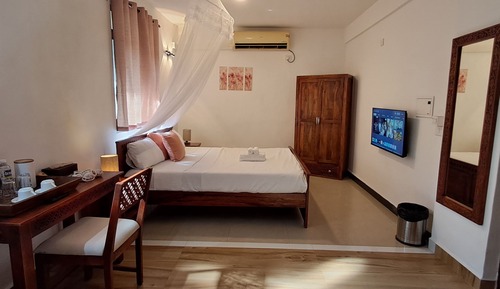 Basic Double Room, Garden View