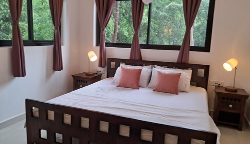 Deluxe Double Room, Garden View