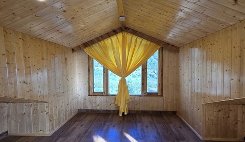 Exclusive Room