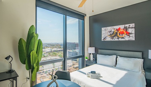 Superior Studio, 1 Queen Bed, Refrigerator, City View