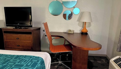 Room, 1 King Bed, Non Smoking