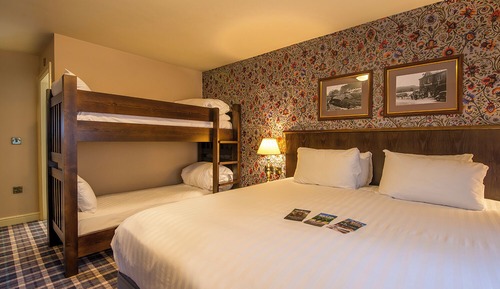 Double or Twin Room with Bunks