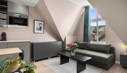 Triple Room, City View