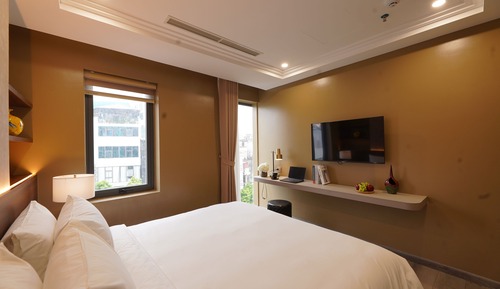 Executive Room, Non Smoking, City View