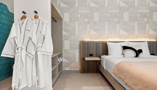 Superior Room, 1 Queen Bed