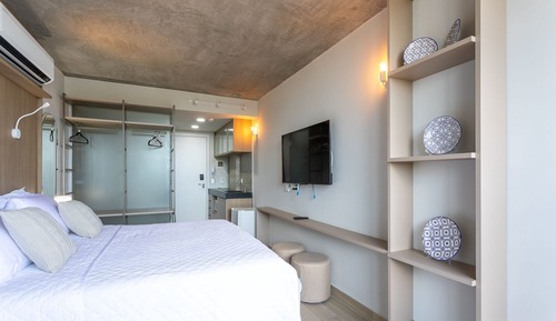 Luxury Suite