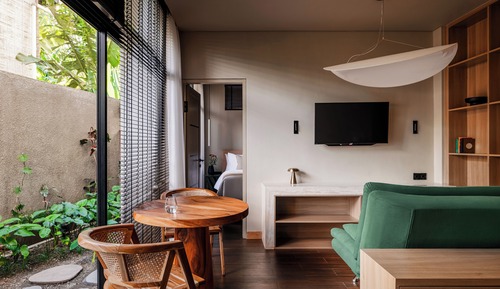 Signature Suite, Kitchenette, Garden View