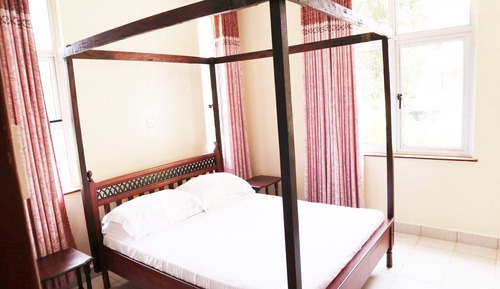 Premier Apartment