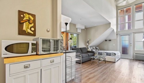 Executive Studio Suite